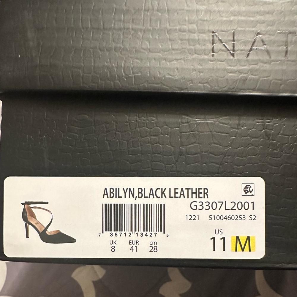 Naturalizer Heels